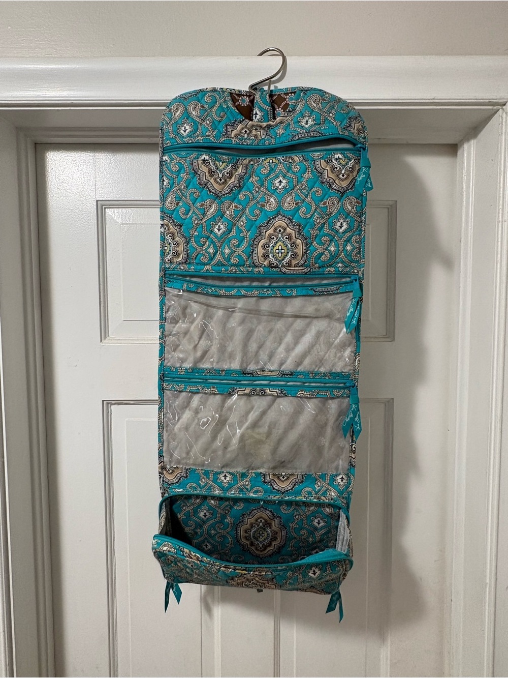 Vera Bradley Turquoise Patterned Hanging Organizer with Clear Pockets